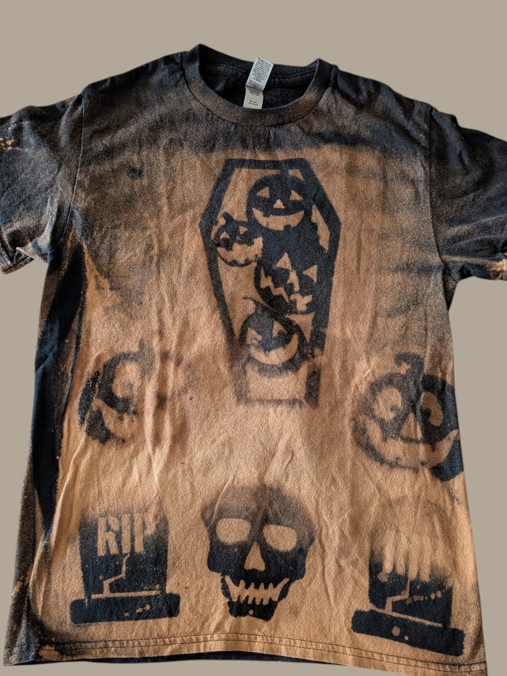 Gildan Halloween Pumpkin Skull Short Sleeve Brown Tan T-Shirt Cotton RIP Small